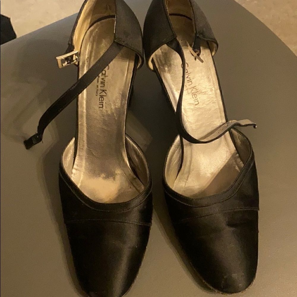 black Calvin Klein Heel 6 1/2 Comfortable Heel